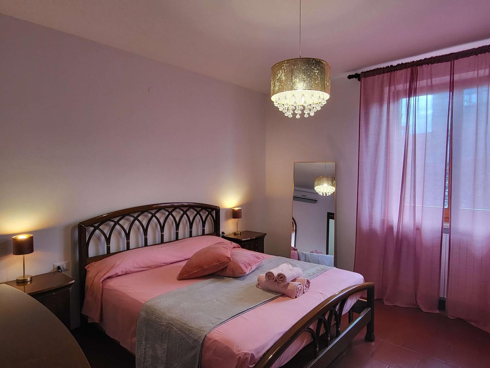 Appartamento Con Camino In Centro Storico 贝瓦尼亚 外观 照片
